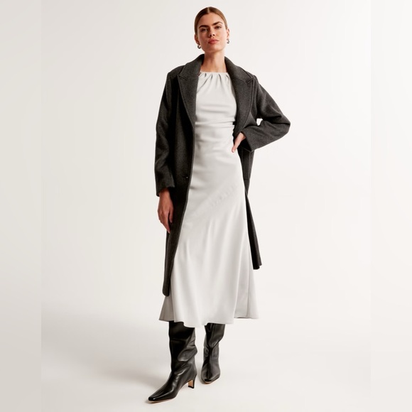 abercrombie and fitch High-Neck Maxi Dress small petite in light grey - Picture 6 of 8